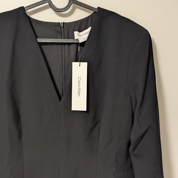 NWT Calvin Klein V-Neck Mini Dress, Size 8 - Picture 5 of 9